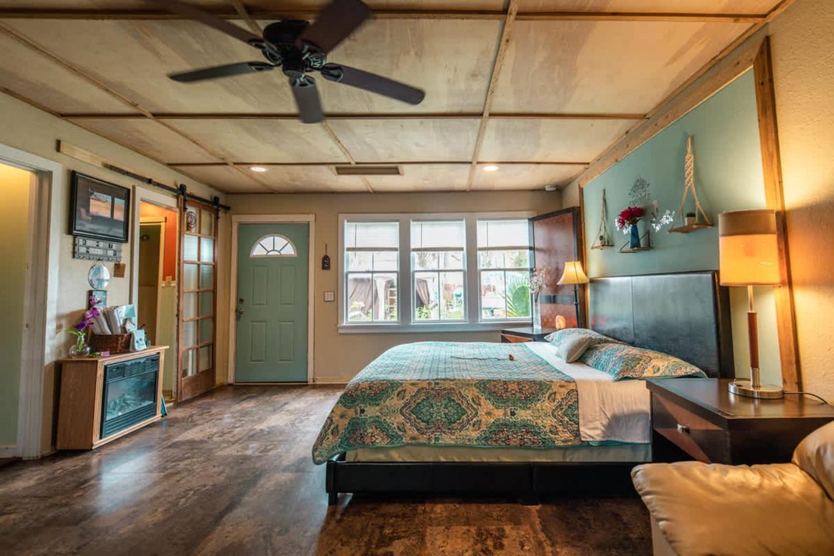 The Lodge At Runaway Bay Seville Екстер'єр фото