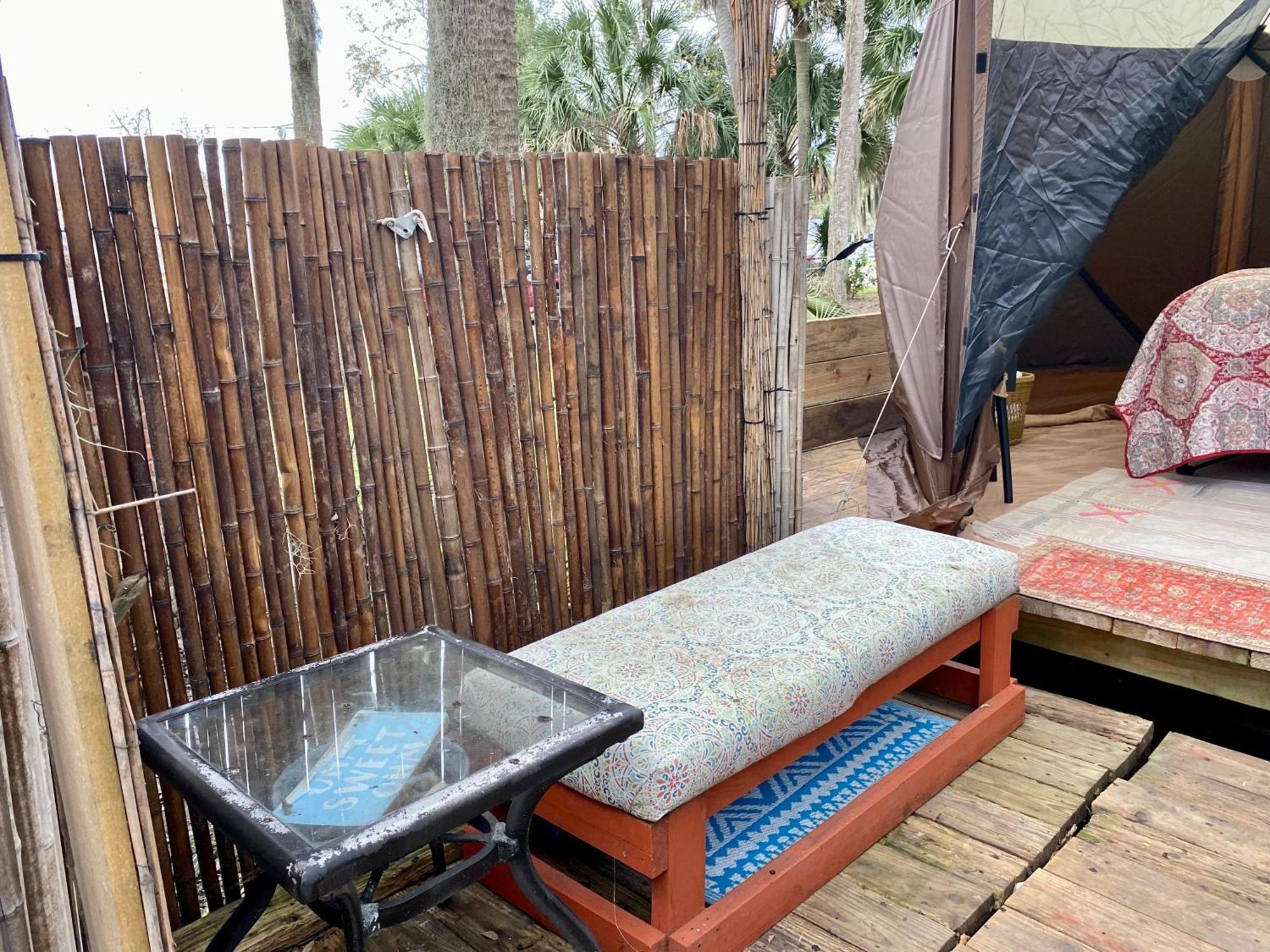 The Lodge At Runaway Bay Seville Екстер'єр фото